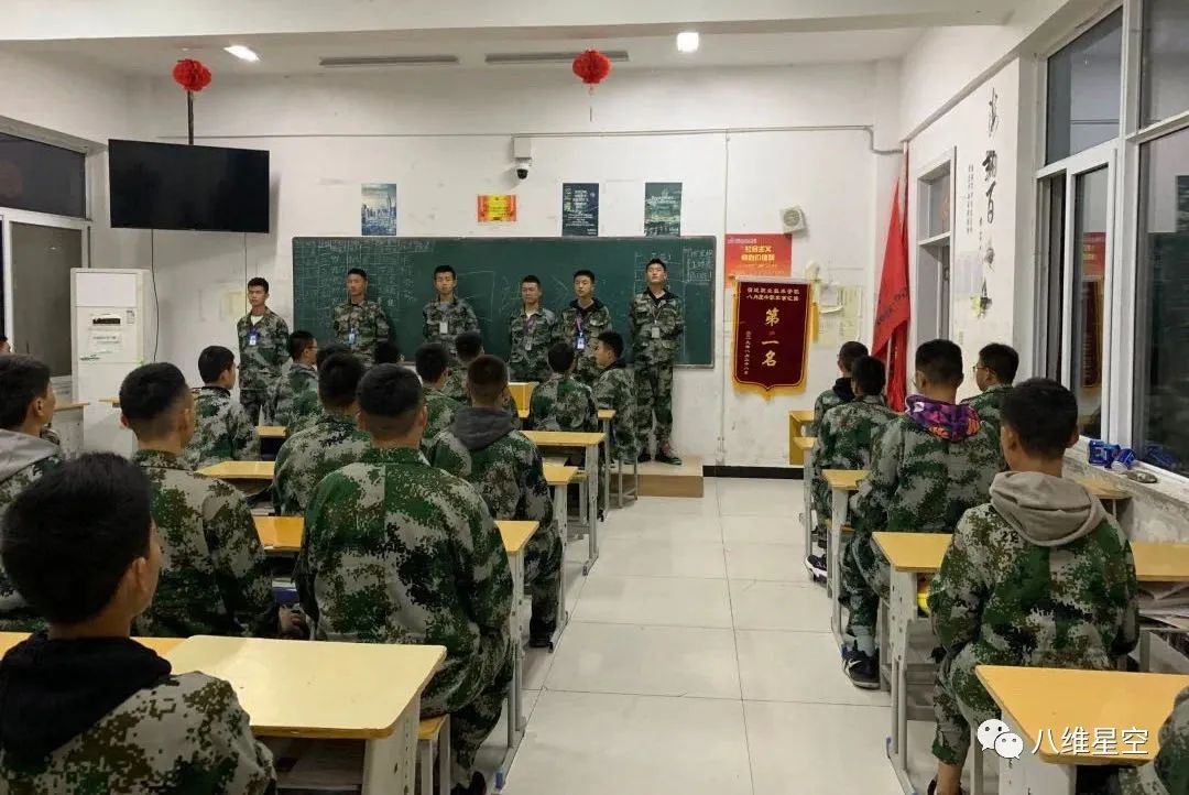 關(guān)于校園生活，你最快樂的記憶有哪些？